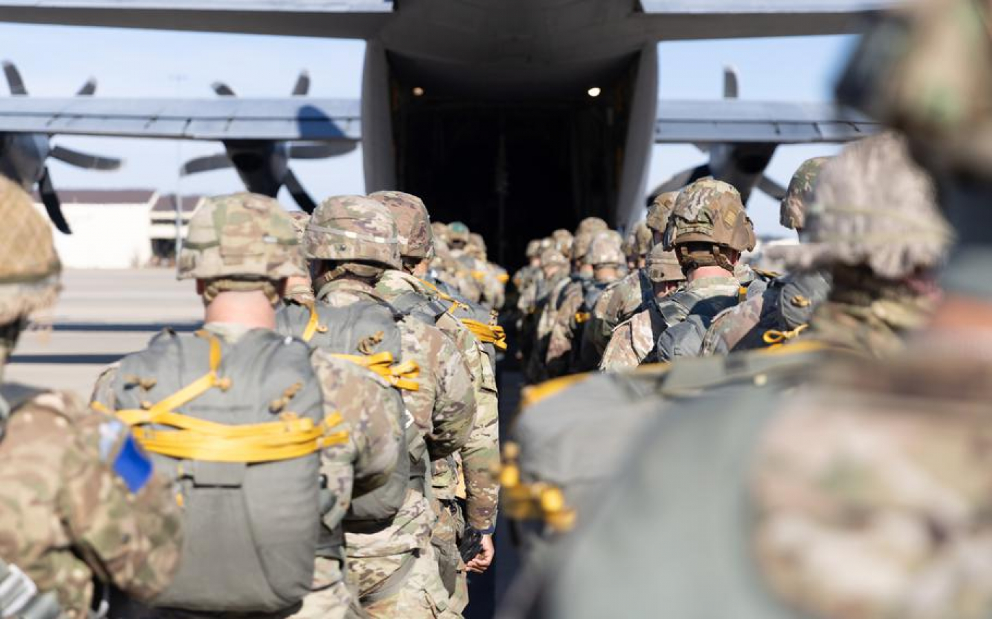 Pentagon Weighs Sending Up to 10,000 More Troops to Middle East ...
