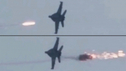 Navy F/A-18's Close Call With An Iranian SAM