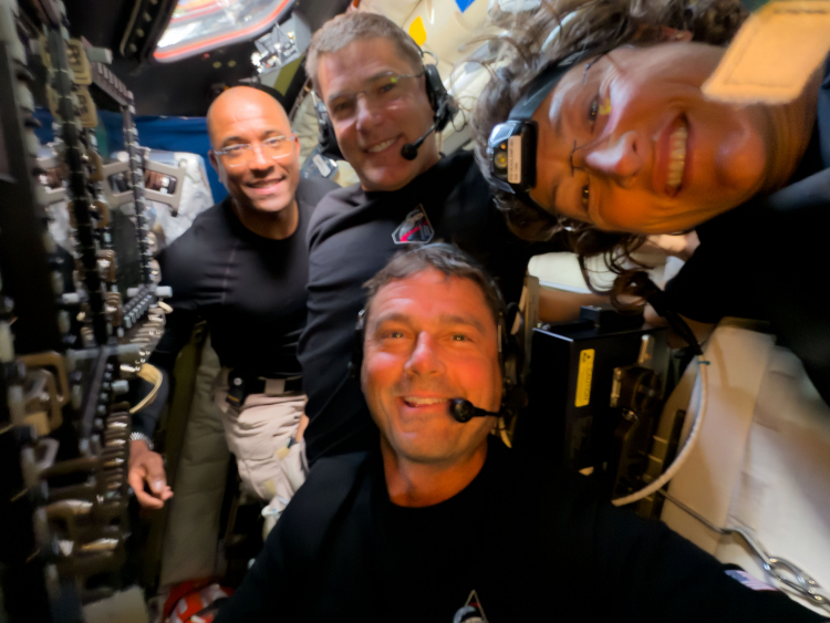 Artemis II Crew Experiences Pure 'Moon Joy'