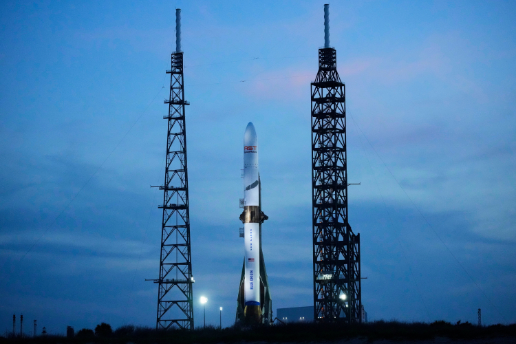 Blue Origin's Rocket Landing Marred by Subsequent Failure