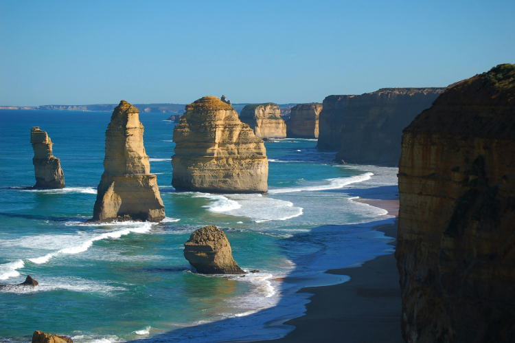 How Australia's Iconic Twelve Apostles Were Formed