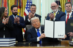 Problems Mount for Trump Ahead of Midterm Elections