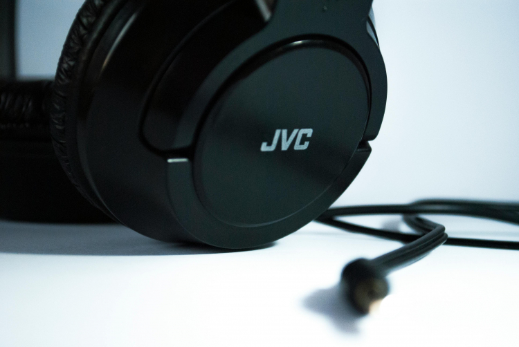 Tune Your Songs to 432Hz? This Health Tip Is Bogus