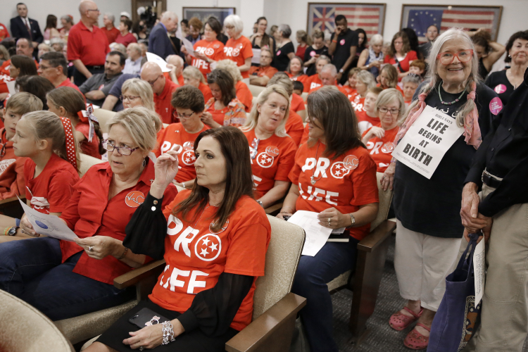 Abortion Bans Linked to Unsupported Miscarriage Care
