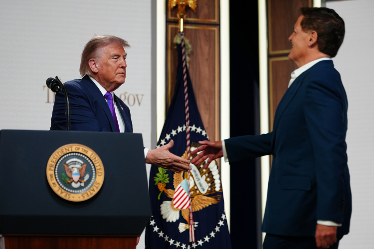 Trump and Mark Cuban End War, Tag-Team on Drug Prices Trump and Mark Cuban End War, Tag-Team on Drug Prices
