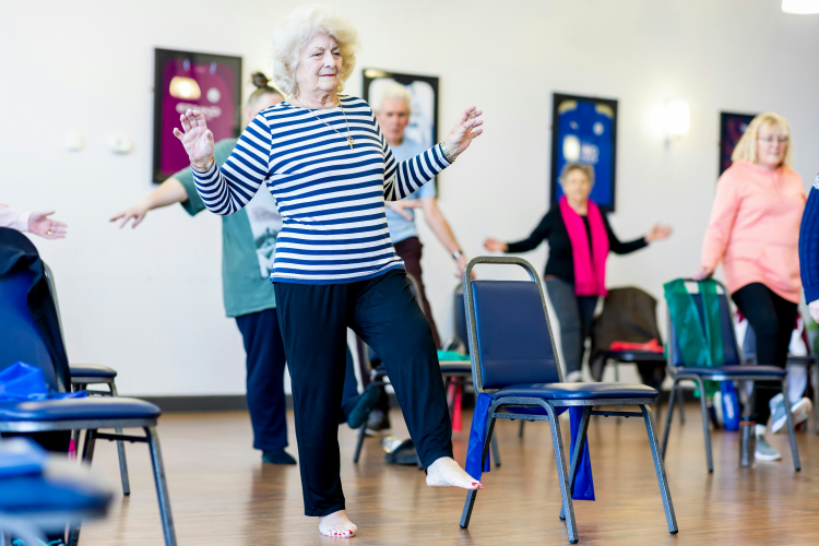 Brains of Older People Have to Work Harder to Prevent Falls