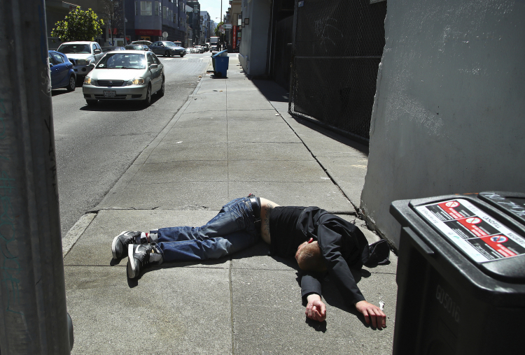 Overdose Deaths Are Falling—Not Because of the Drug War
