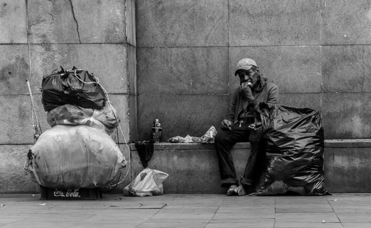 Social Inequality Is Linked to Faster Biological Aging
