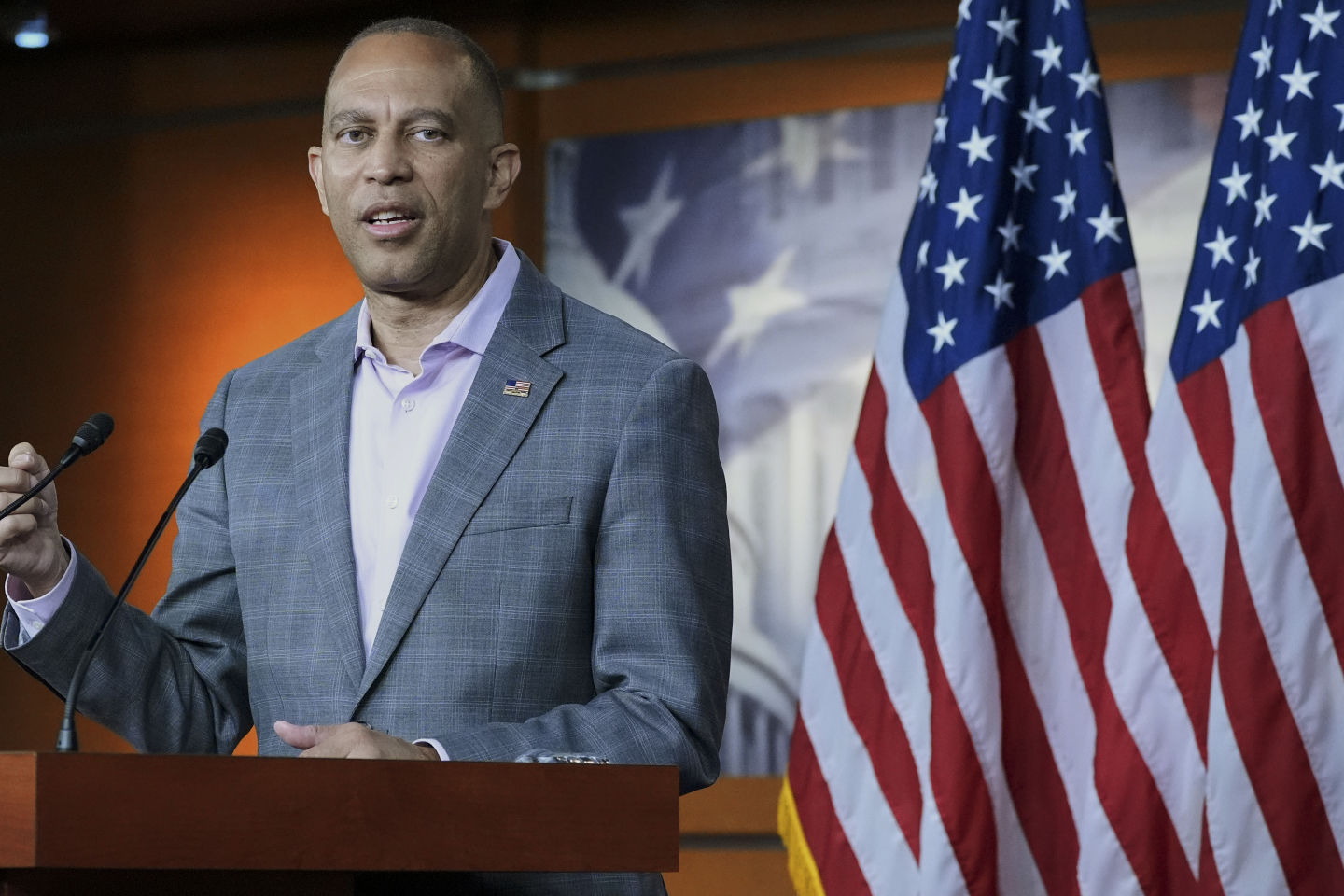 Why Progressive Democrats Keep Winning Primaries