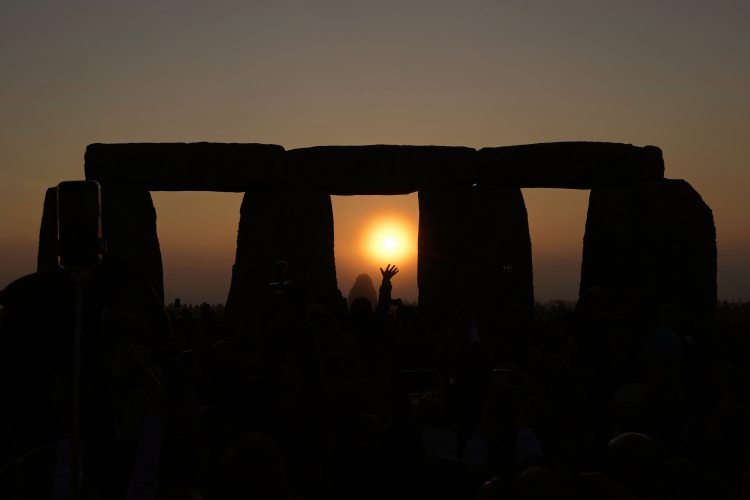 Archaeologists Found a Prototype for Stonehenge