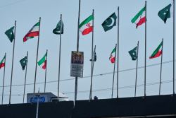 Dems Begrudgingly Agree It's Good To End Iran War