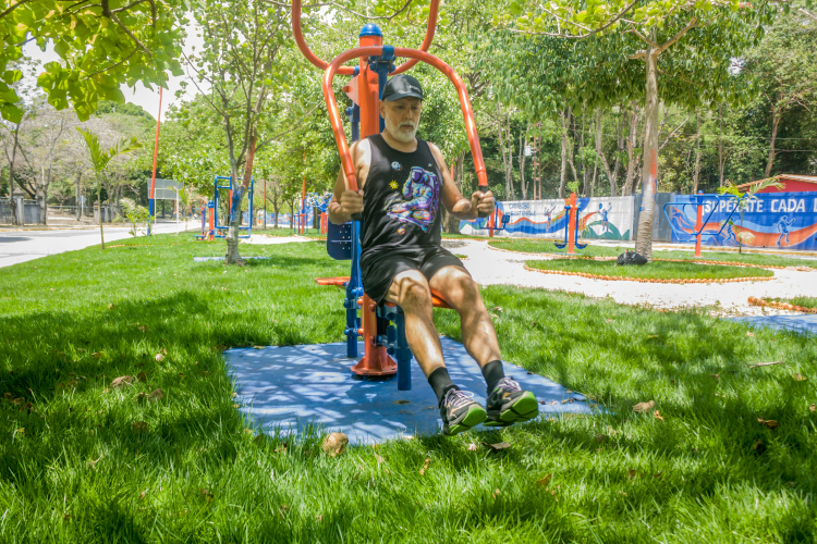 Why Strength Training Is Essential for Healthy Aging