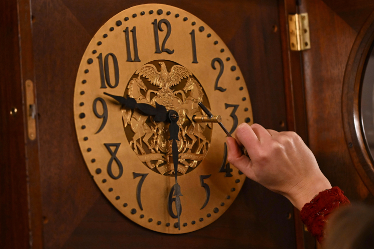 Year-Round Standard Time, Not Daylight Time, Is Best