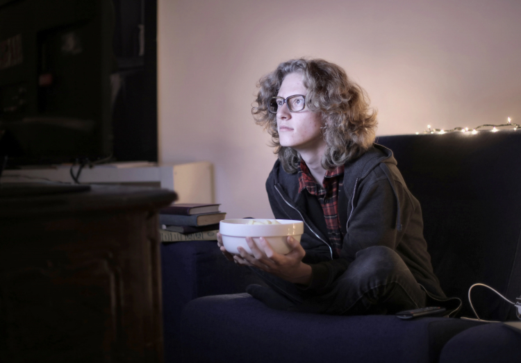 Heavy TV Watching Linked to Smaller Brain Structures