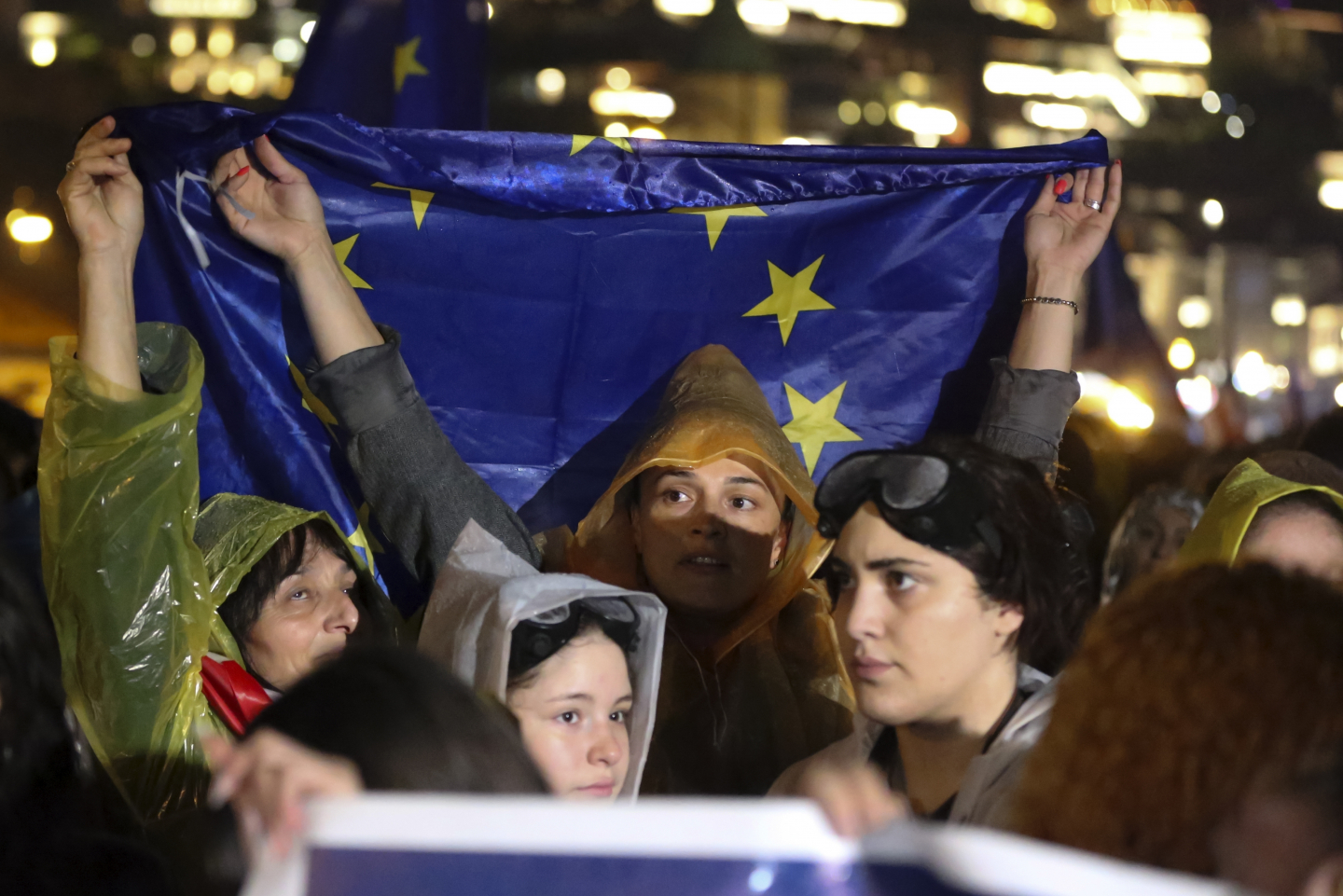 EU Heads Into Winter With Weakest Gas Cushion in 15 Years
