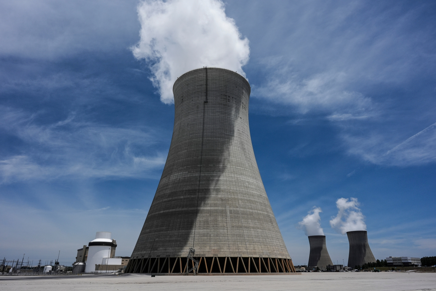 “America’s Energy Renaissance: Embracing Tradition to Power Prosperity”