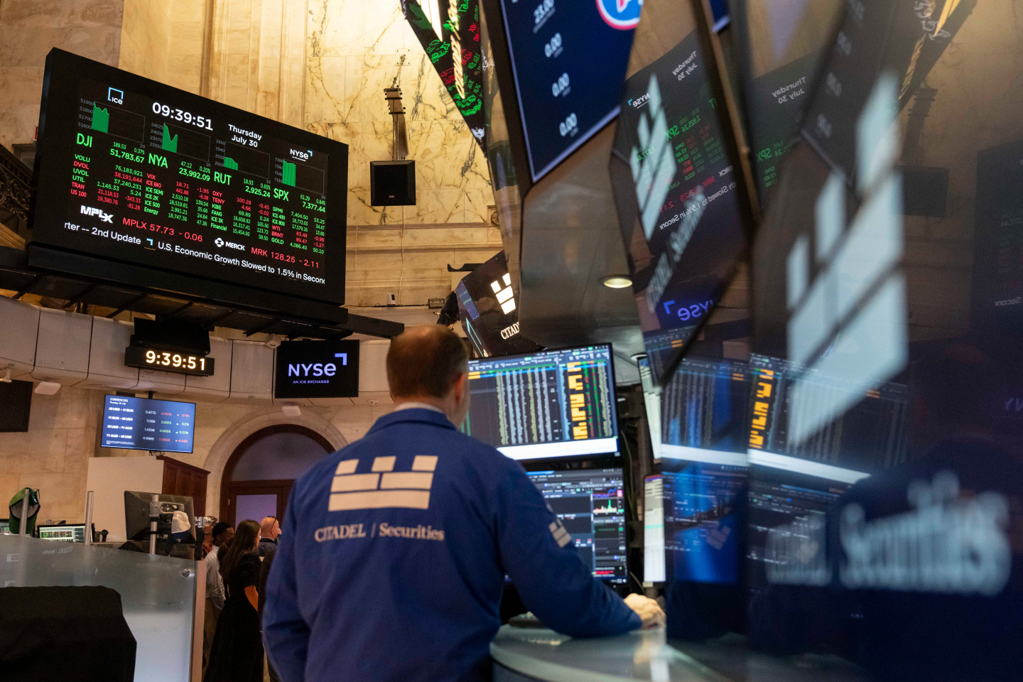 “Conservative Values Shattered: $45 Billion Hedge Fund Destroyed Overnight”