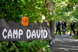 PoliticsWireDaily — Trump, Under Pressure on Iran, Takes His Cabinet to Camp David