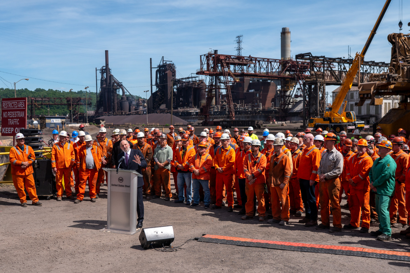 USW Leaders Let Grudges Stall Steelworkers