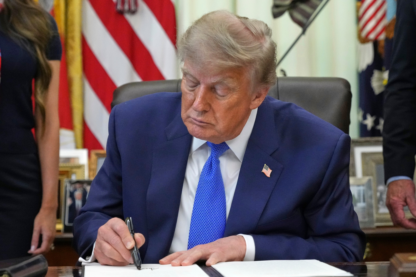 Trump Signs Executive Order to Split up MMR Vaccine
