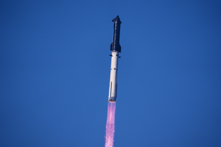 Why Is SpaceX's Starship Still Adrift in the Indian Ocean?