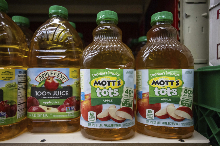 Another Reason Not to Give Kids Apple Juice