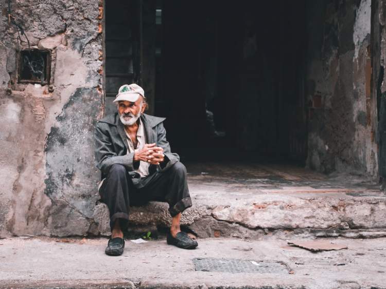 Poorer People Have Greater Declines in Physical Function With Age