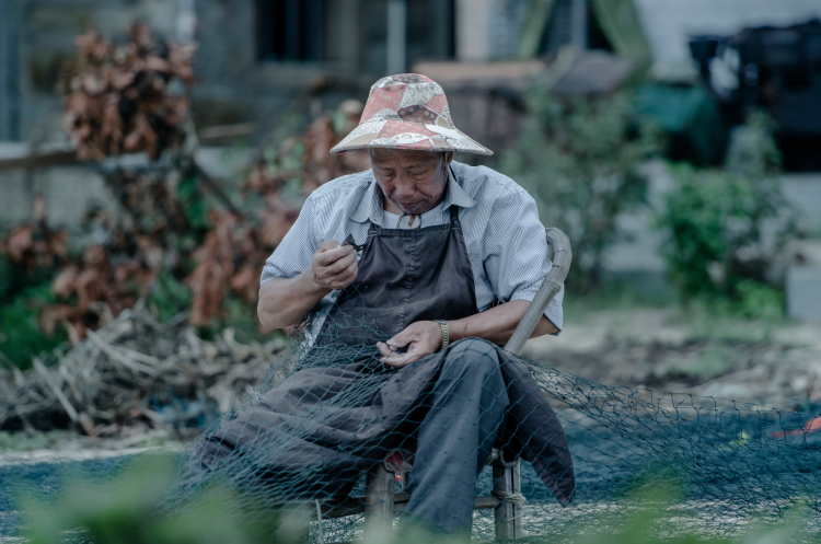 Adult Children Are For Hire in China