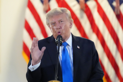 Trump's Midterm Plan Includes Heavy Emphasis on Himself