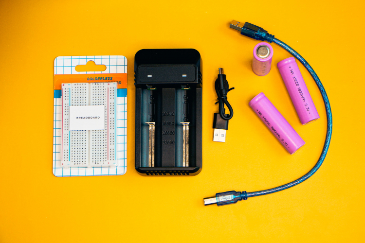 How Reliable Are Quantum Batteries?
