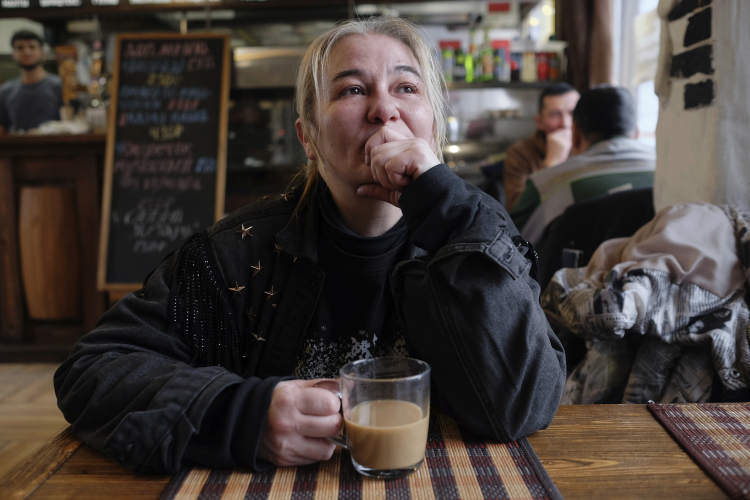 The Cancer Risk of Drinking Very Hot Coffee