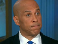 Sen. Cory Booker: "Call Congress Back... We Need To Do Someting Bold" About AI
