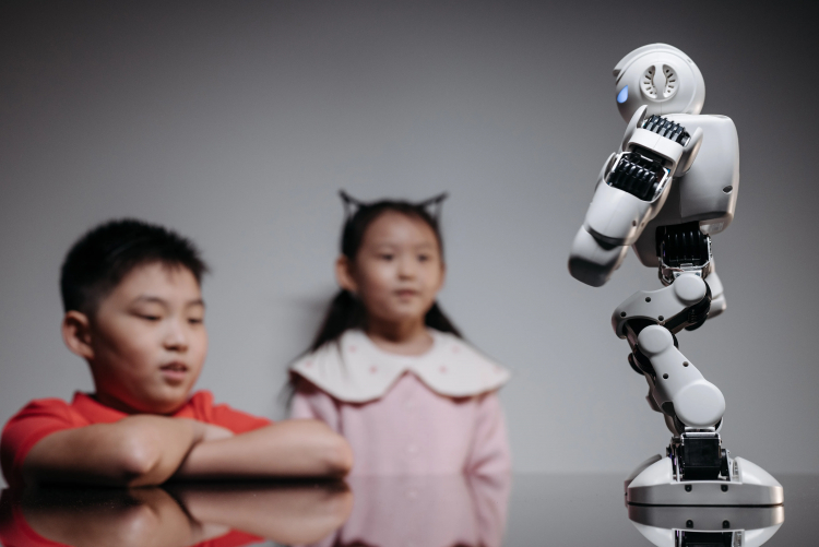 Children Are Very Trusting of Generative AI