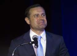 One Democrat Who Knows What a Blue Wave Feels Like