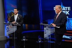 Insulated Democrats Are Struggling in Debates