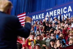 On the Ground With Trump During His Election Blitz